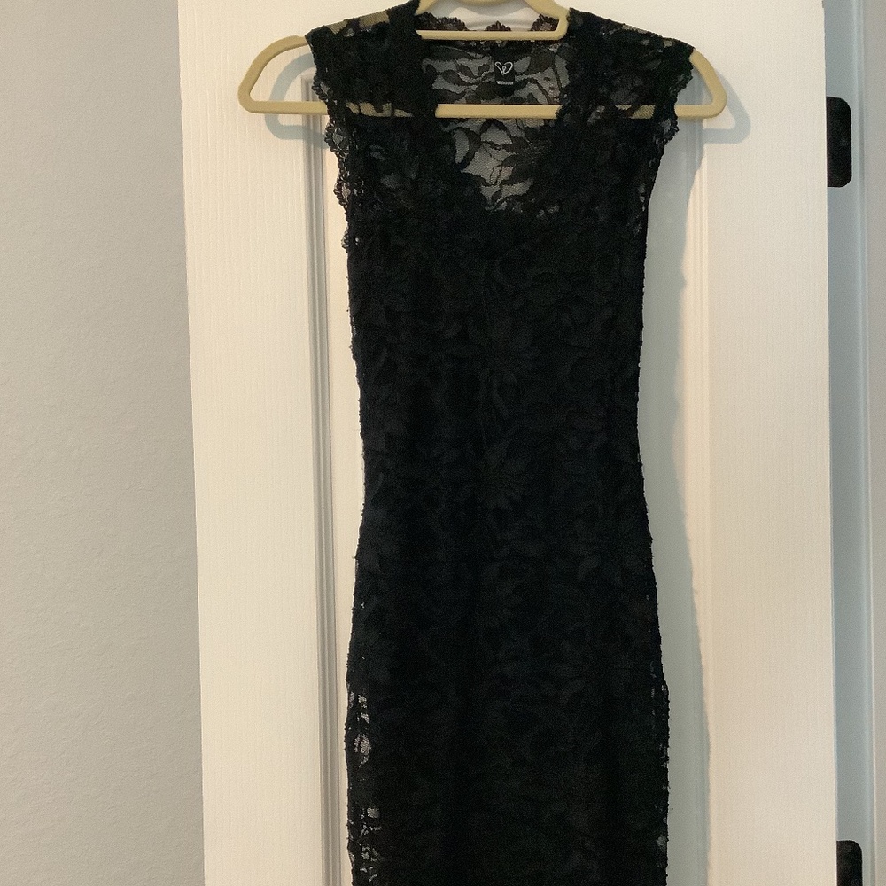 Black lace Windsor cocktail dress size small